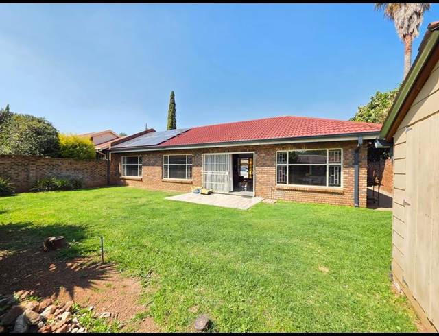 4 BEDROOM HOUSE FOR SALE IN MEYERTON EXT 6